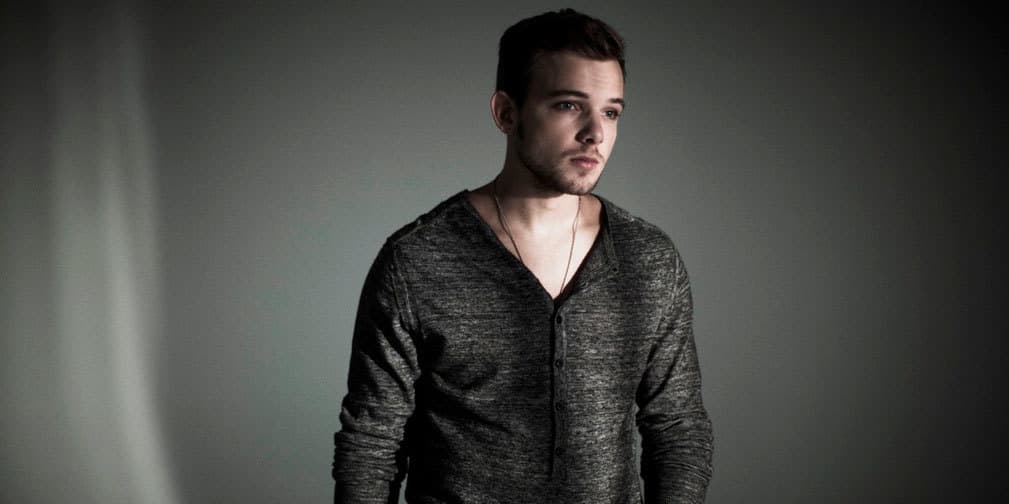 Su nombre completo es Maximillion Drake Thieriot.