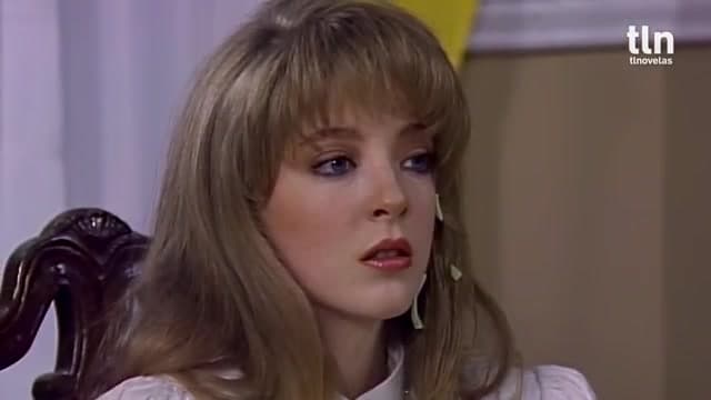 Rosa baña en pasta a Leonela por coqueta