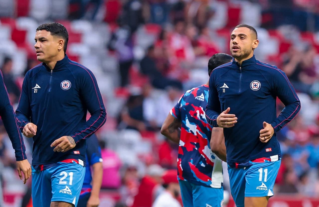 Sonríe Cruz Azul; este jugador se va y le abre la puerta a Luka Jovic