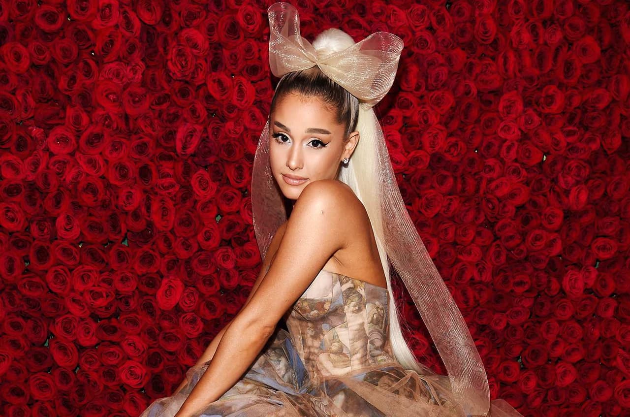 Ariana Grande iguala récord de The Beatles