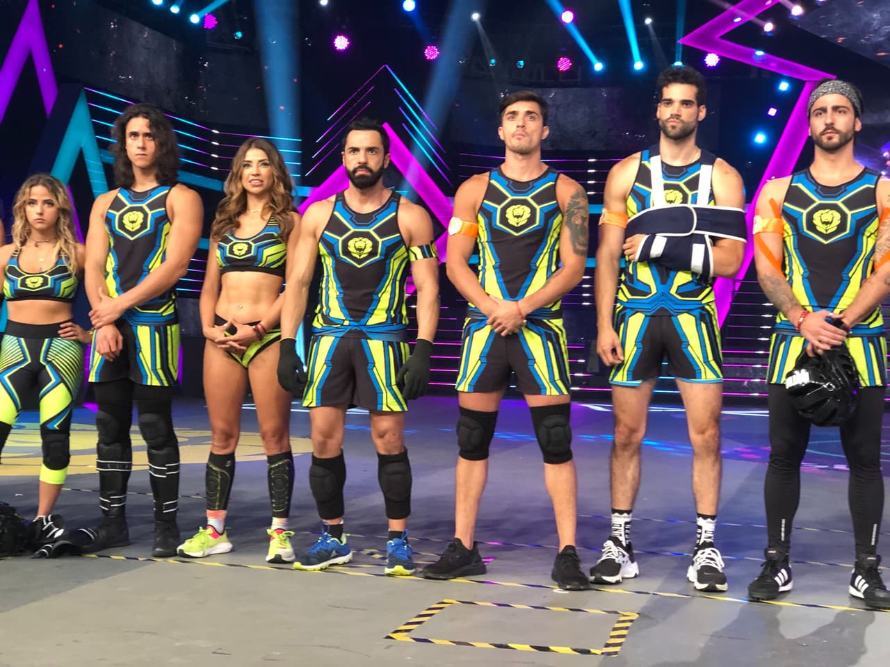 Jeff vs Nano en el circuito de velocidad y fue para Leones. Luego fue Reno quien siguió sumando para su equipo al ganar a Brenda. Memo le dio un triunfo más a los suyos en una competencia cerrada contra Dadvian. Luego fue Macky la primera en ganar para Cobras, venciendo una vez más a Aurélie. Christian se llevó el último punto contra Julio y Leones se llevó los primeros 100 puntos.