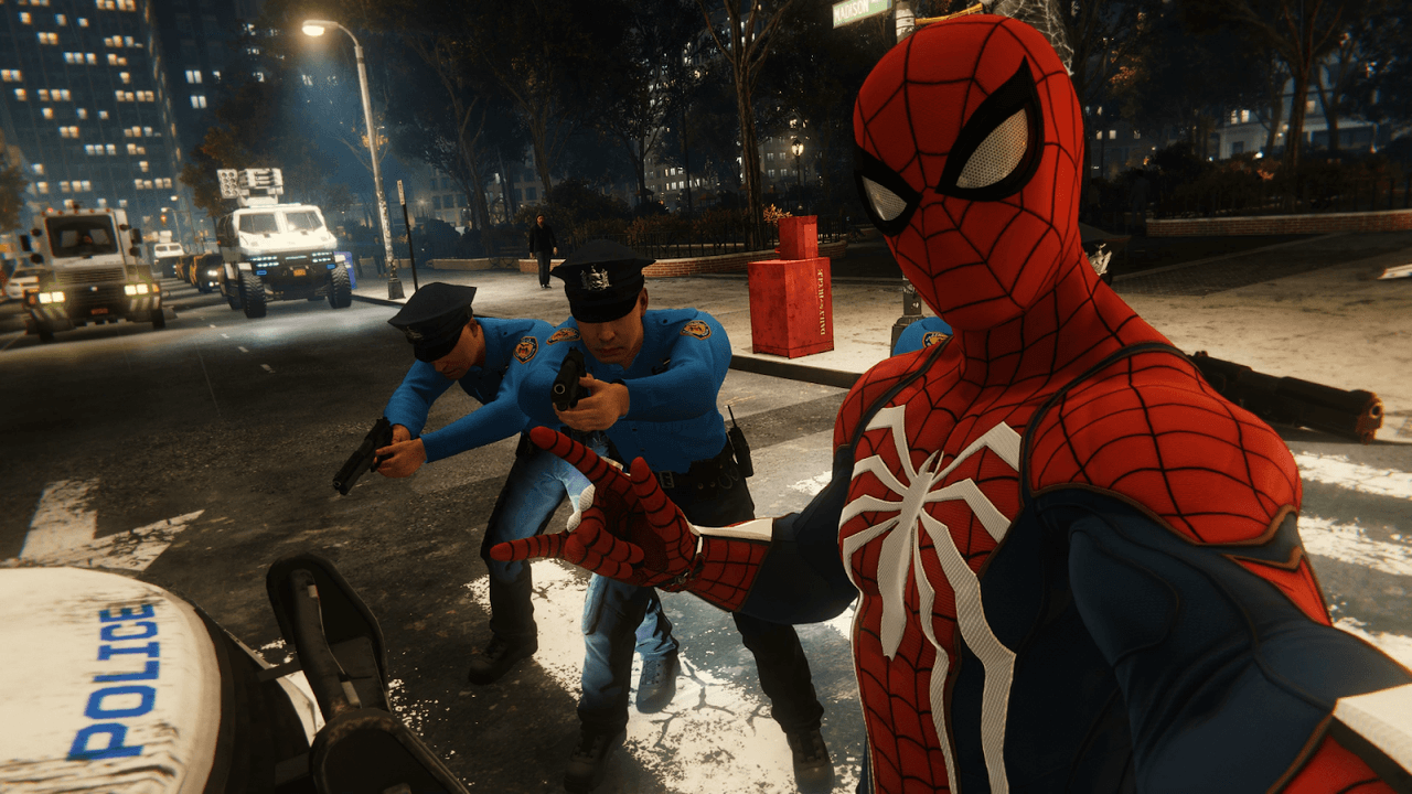 Ahora la policía saca a Spider-Man de un partido de basket
