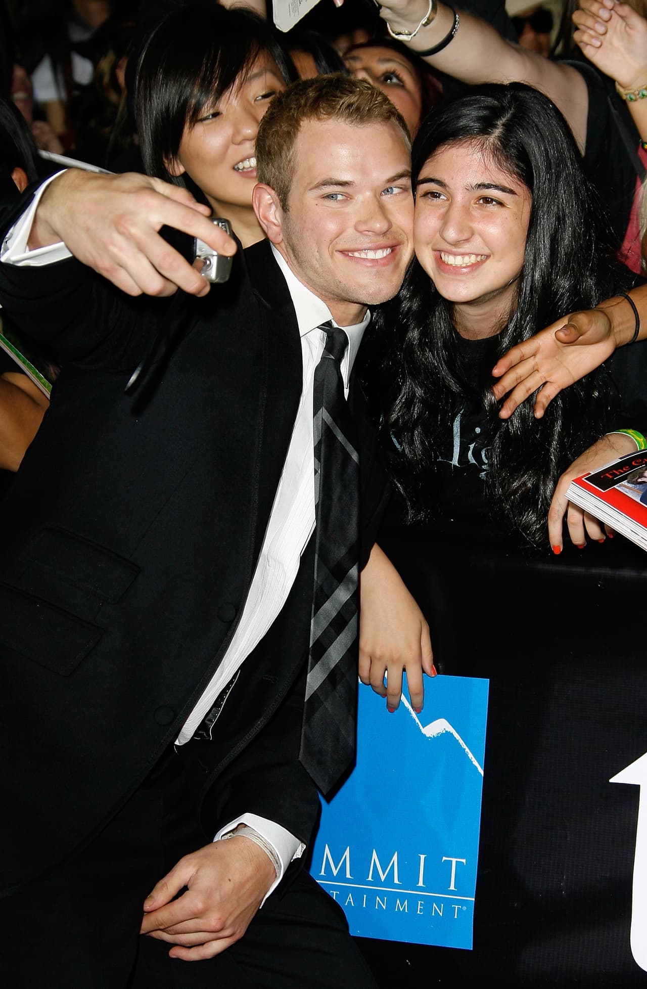 Kellan Lutz (Emmett Cullen) no perdió la oportunidad de convivir con sus fans.