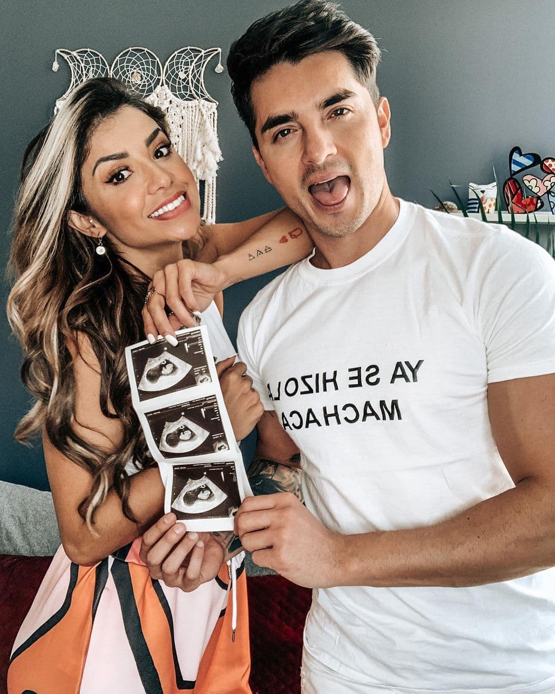 Ferka y Christian anunciaron el embarazo el pasado 4 de febrero durante su visita al programa Hoy y ese mismo día compartieron en sus redes sociales las primeras imágenes de su ultrasonido.