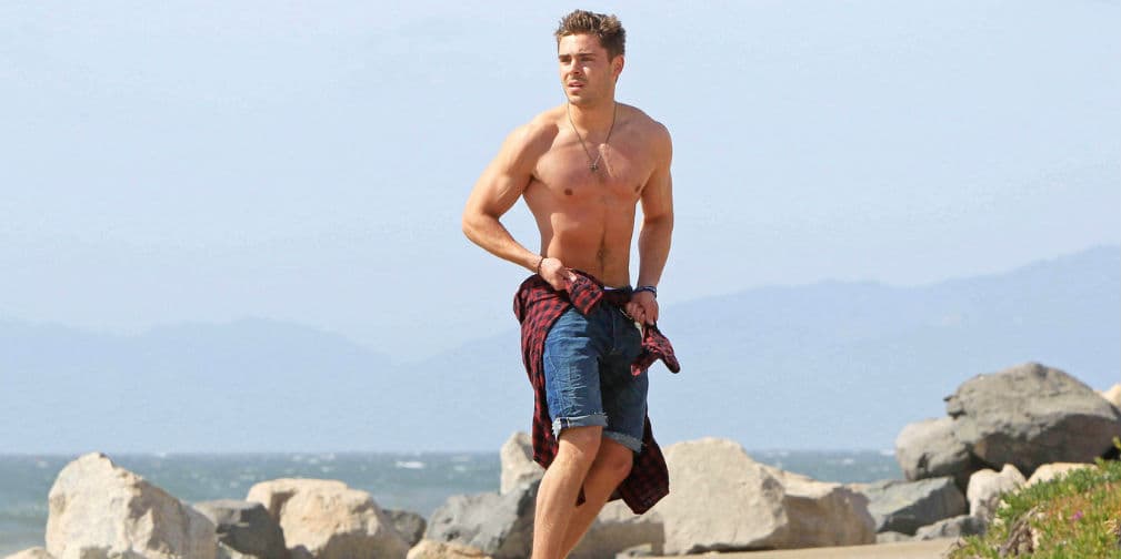 Zac Efron: Recordemos que los dos fueron "niños Disney", aunque nunca estuvieron en un mismo proyecto, sí se han encontrado varias veces, como cuando ella le otorgó el Premio Breakthrough Performance Award en los MTV Movie Awards 2008 (por Hairspray ) y en la premiere de Charlie St. Cloud , él dijo que ella era "la mejor".