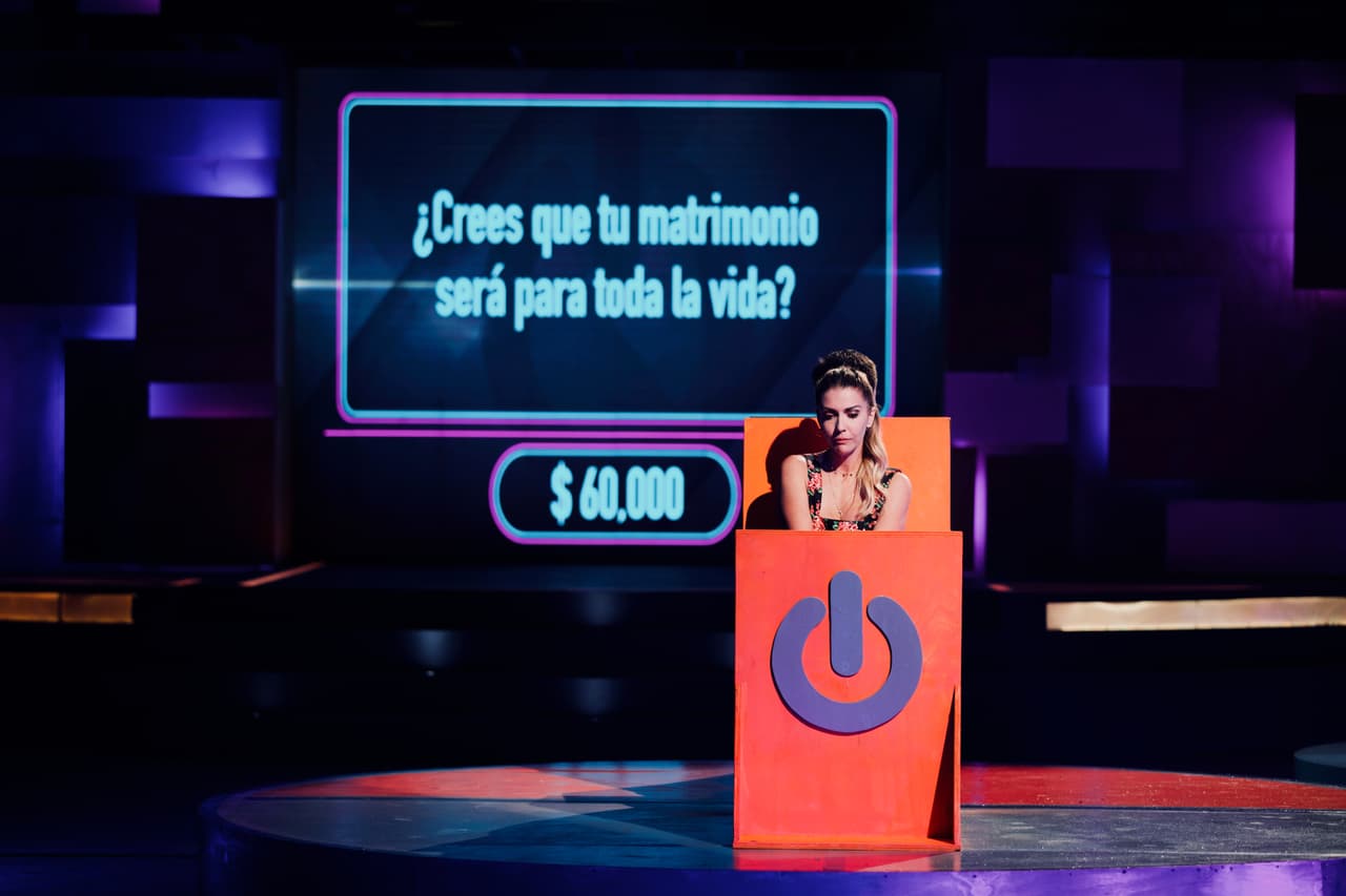 Para acumular dinero, la respuesta del hombre y la mujer debían coincidir con la del detector de mentiras.