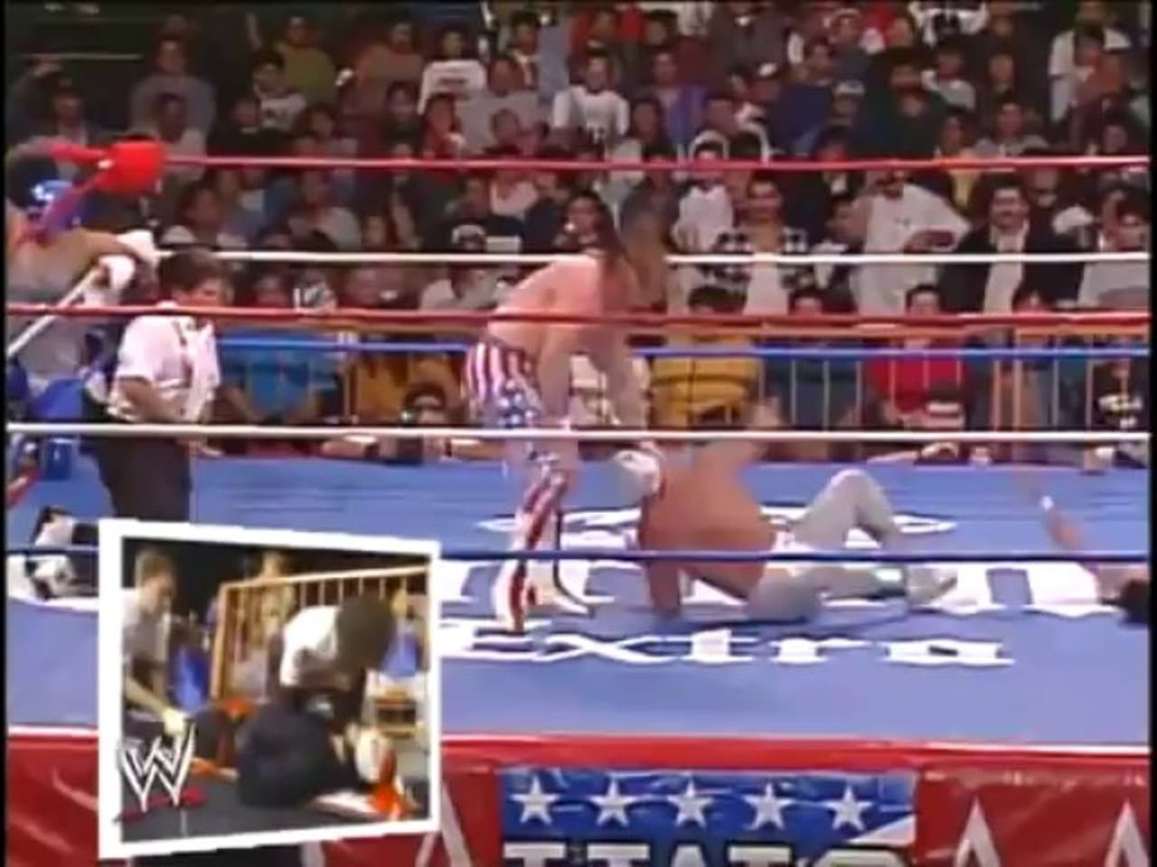 Pese a lo anterior, el Hijo del Santo le ganó un máscara contra cabellera a Eddie Guerrero. Sí, el hijo de Gory.