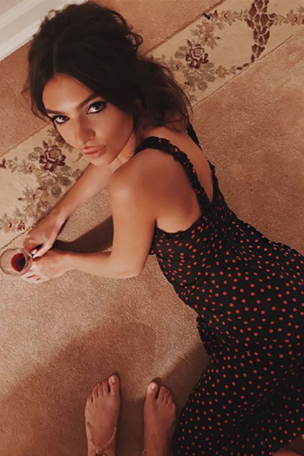 Sin embargo, no era su primera aparición en un videoclip, en 2012 salió en "Fast Car" de Taio Cruz. También la vimos en"Love Somebody" (2013) de Maroon 5 y en "Inseparable" (2016) de Dima Bilan,