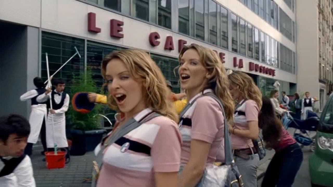 De hecho también a mediados de los 90 interpretó en el cine a Cammy en la película de Street Fighter, aunque ese no fue su primer papel en cine.