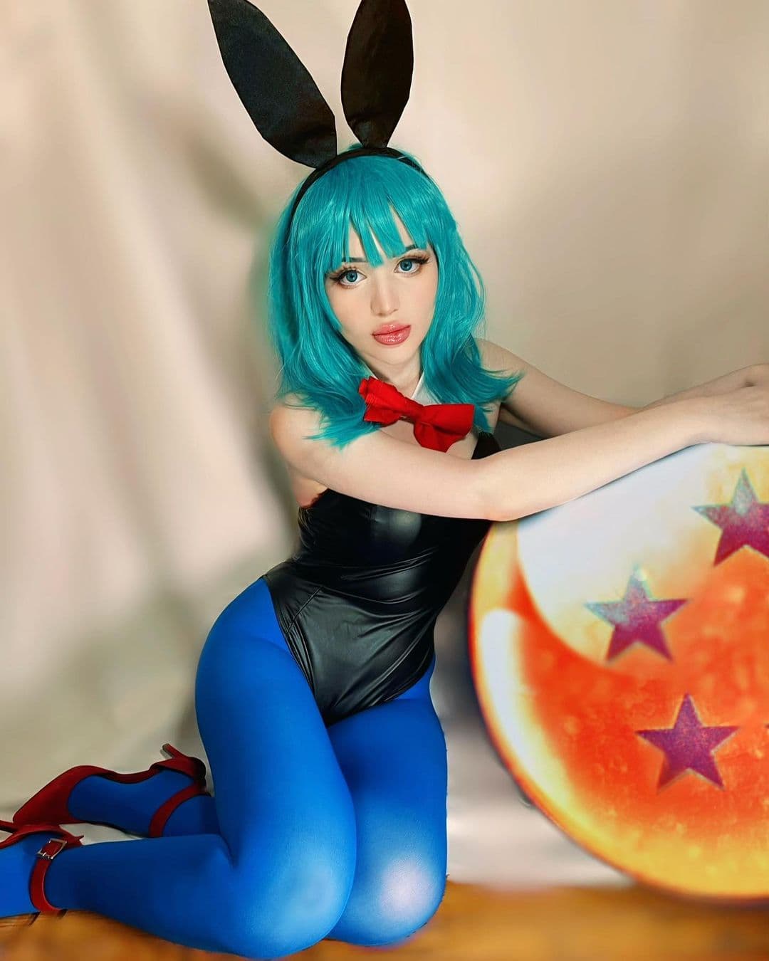 Uno de sus más estilos más representativos es del de Bulma en bunny suit, algo que le vimos una sola vez porque no tenía más ropa limpia, pero cuya imagen quedó grabada para la posteridad.