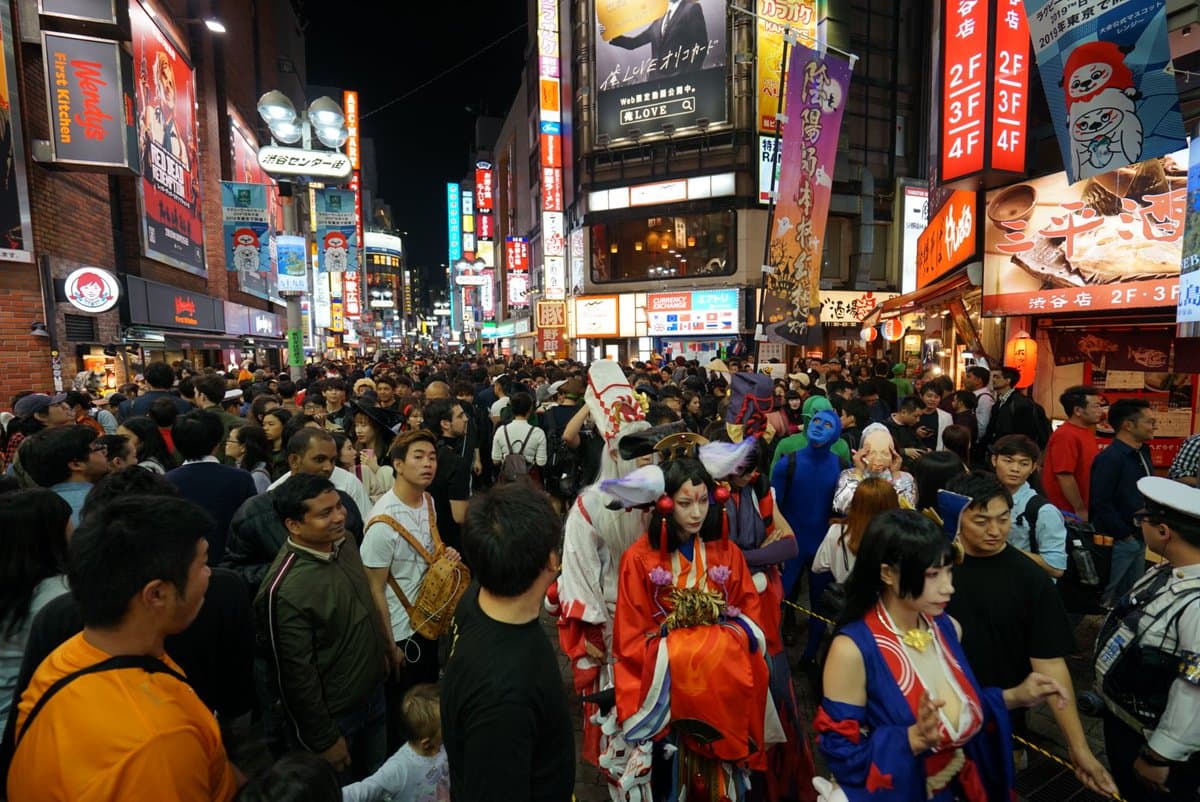 Celebran Halloween en Tokio y esto se fue a descontrolar