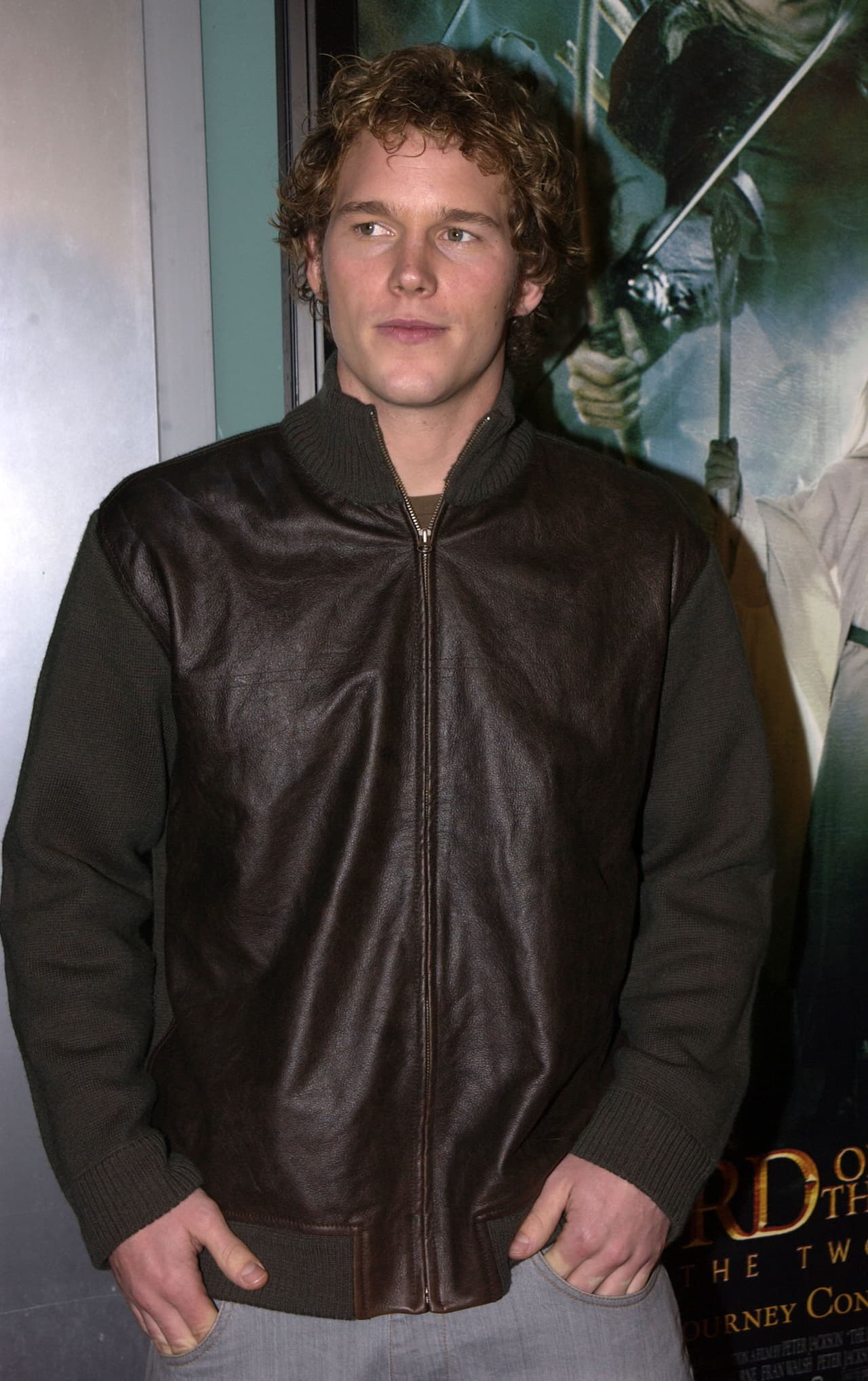 Chris comenzó a actuar profesionalmente en el año 2000, participando en un cortometraje llamado ‘Curse Part 3’, pero en 2002 tuvo la oportunidad de ser parte del elenco de la serie ‘Everwood’.