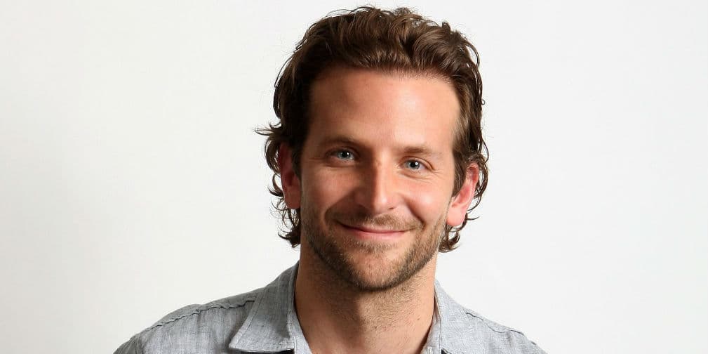 5. Bradley Cooper: Este galán de Hollywood fue incluido en la categoría Artistas.