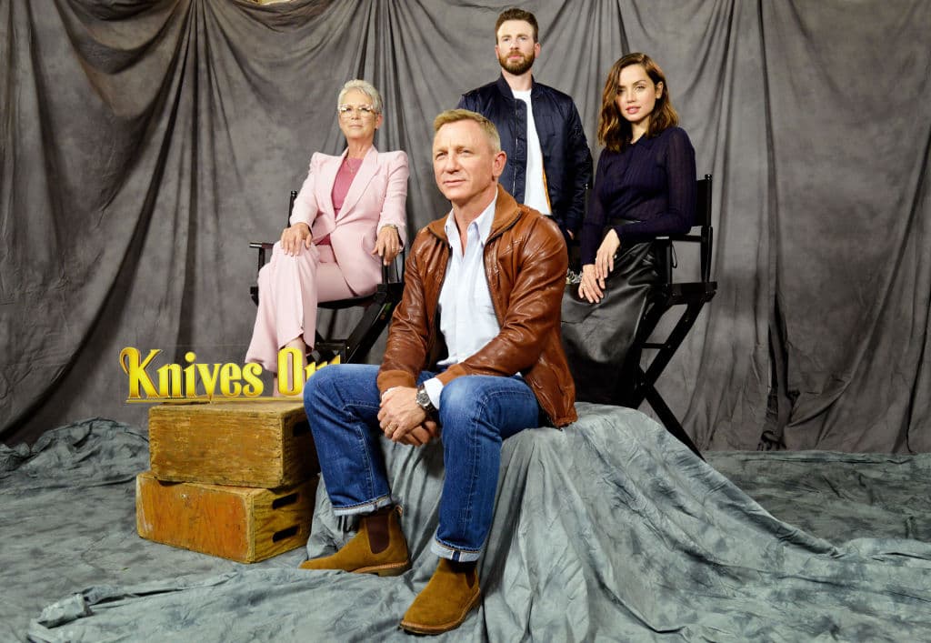 En 2019 la vimos en 'Knives Out', película escrita y dirigida por Rian Johnson, con un elenco formado por Jamie Lee Curtis, Daniel Craig, Chris Evans y otros. La cinta estuvo nominada a un Oscar en la categoría de Mejor guión original.