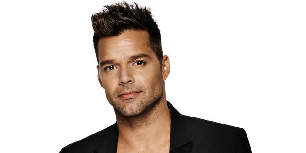 6. Enrique Martín Morales: ¿Hubiera podido conquistar chicas y chicos con ese nombre? ¡Obvio no Ricky Martin!