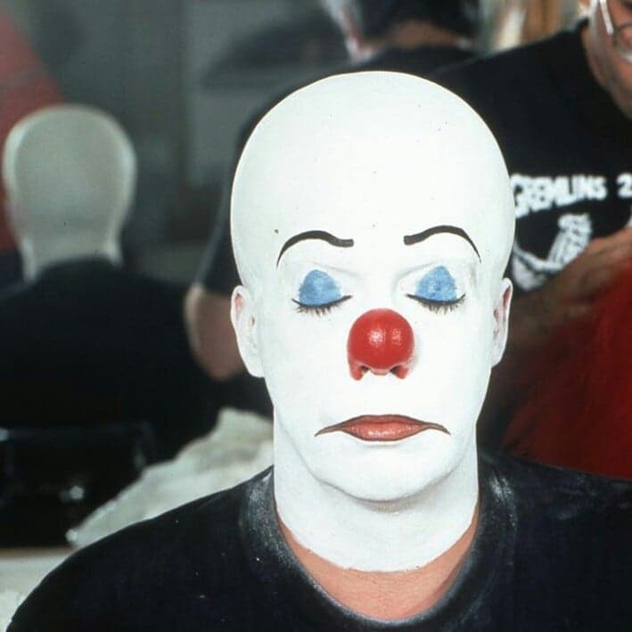 Lo anterior porque cuando Tim interpretó a Darkness en 'Legend' (1985), fue un papel difícil y exigente que tomaba horas de maquillaje y la experiencia seguía frescas en su mente (continúa)...