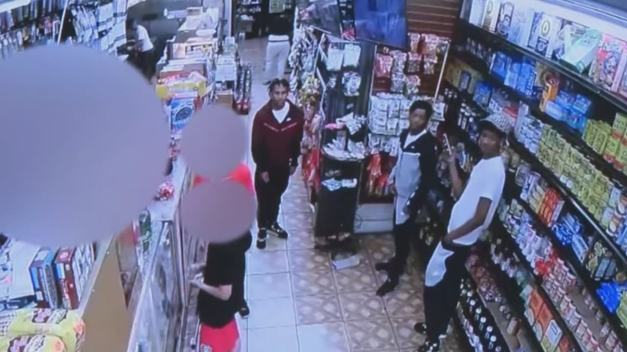 La policía de Nueva York desmantela una pandilla que atemorizaba a la comunidad en Brooklyn