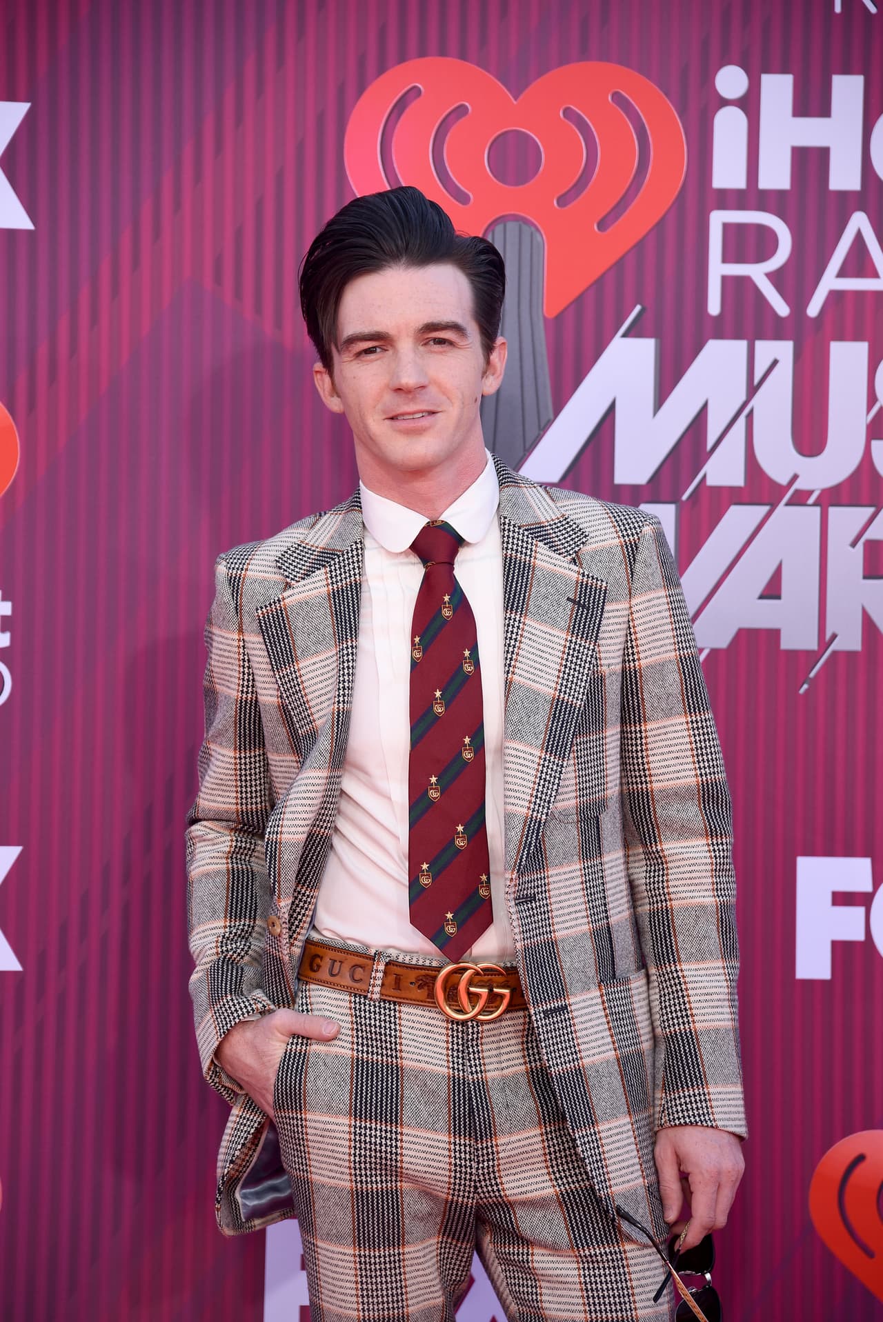 Exnovia de Drake Bell lo acusa de maltrato físico y así se defendió el cantante
