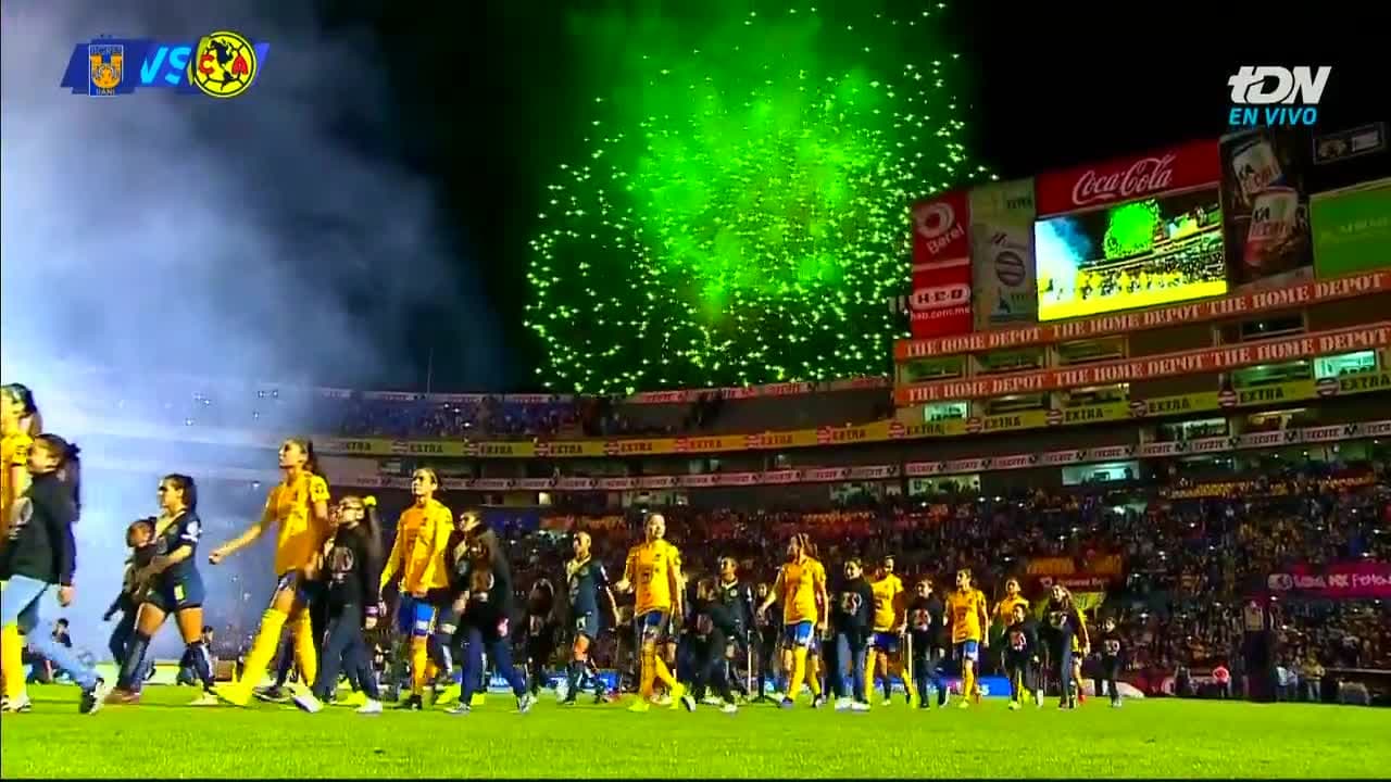 ¡América vuela alto y logra su primera Liga MX Femenil!