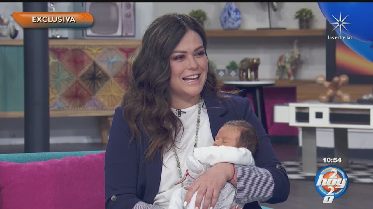 Y un día después presentó a Lucca por primera vez en televisión, ¡y enamoró de inmediato a Andrea Legarreta!