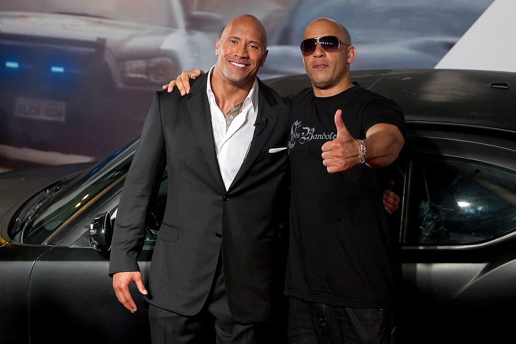Unos años antes, Dwayne Johnson entró a la franquicia de Vin Diesel. Aquí posan juntos y hasta abrazados para los fotógrafos durante el estreno de la película "Fast and Furious 5" en Cinépolis Lagoon, el 15 de abril de 2011 en Río de Janeiro, Brasil.