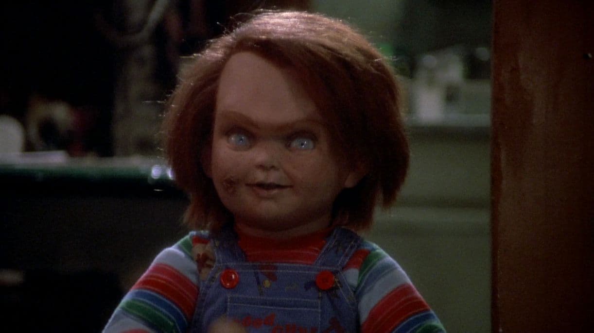 En 1988 conocimos a Chucky en su primera película. Una cinta que provocó terror en muchos, risas en otros y comenzó un conteo amplio de muertos a lo largo de tres décadas.