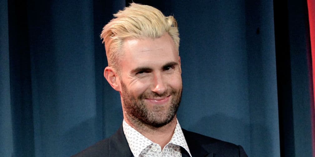 1. Adam Levine: Rubio o moreno, ¡no importa! Siempre y cuando el vocalista de Maroon 5 se deje larga la barba.