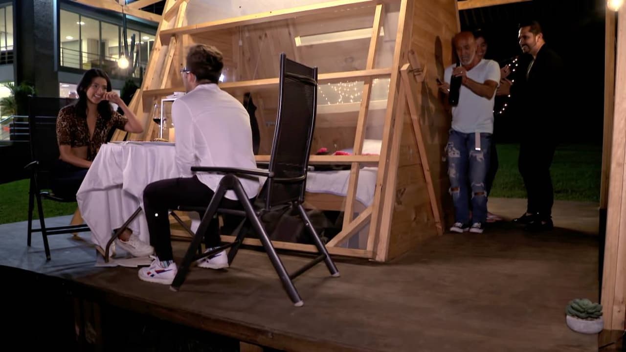 Yurem y Jhoss tienen romántica cena en Inseparables 2021