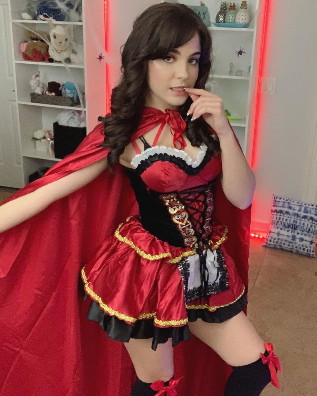 También tiene disfraces de personajes clásicos, como este de Caperucita Roja.