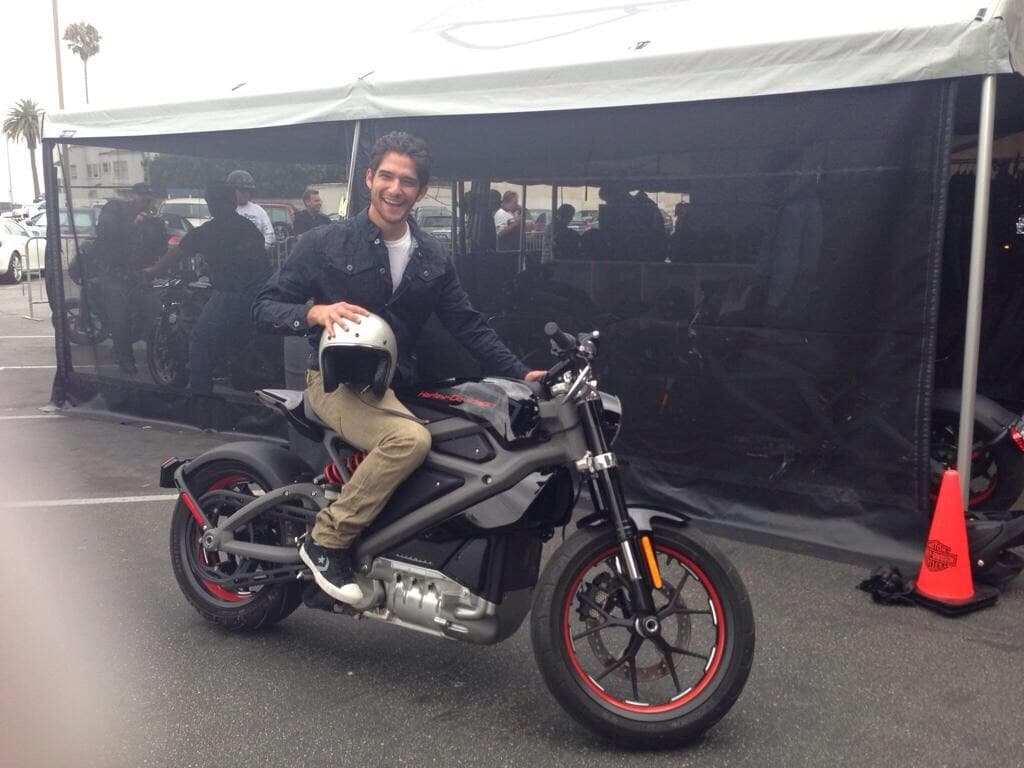 Tyler Posey a la luz del día