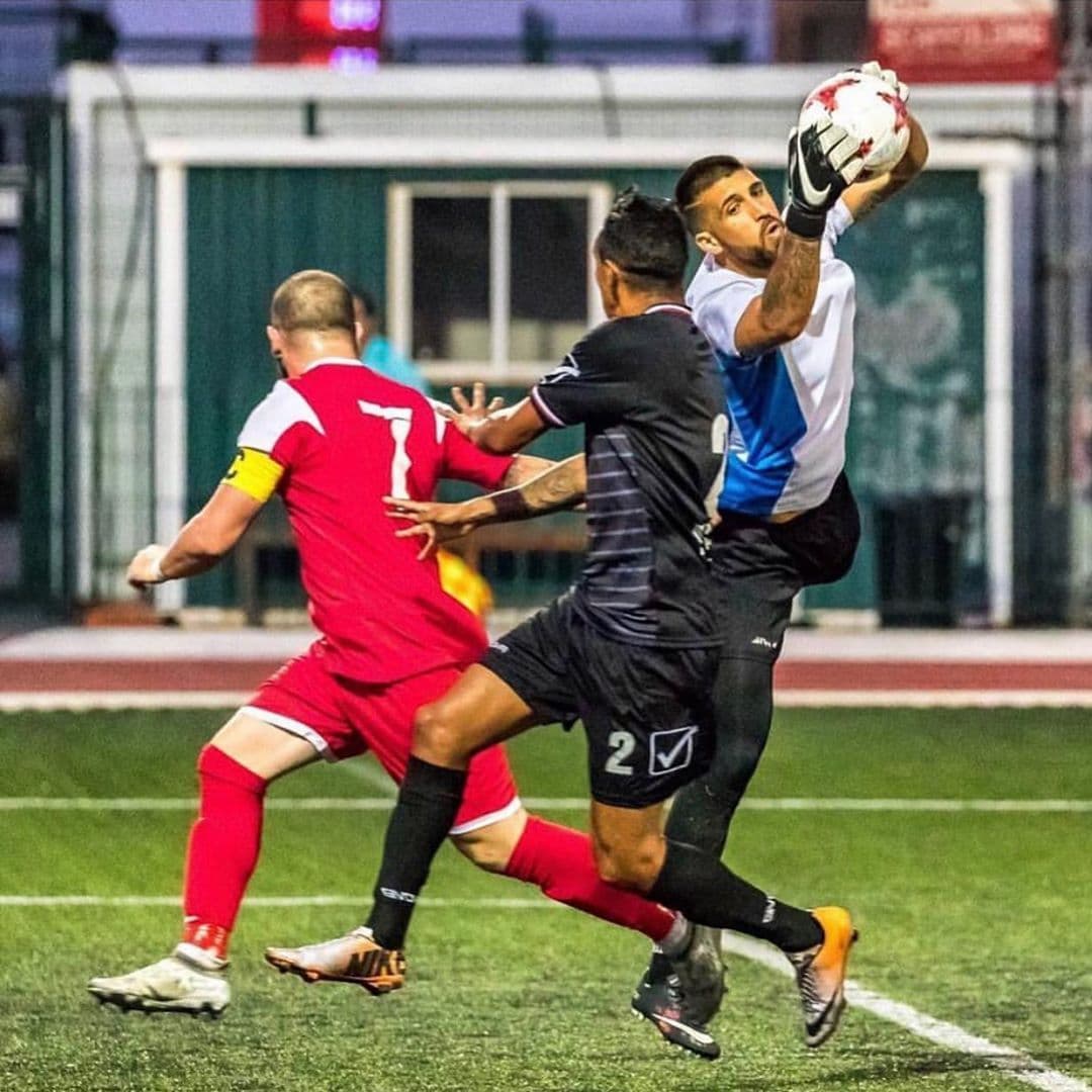 Silverio comenzó su carrera como futbolista profesional en el Puebla F.C. en 2006, posteriormente jugó en varios equipos en España, Italia y Uruguay, regresando a México en 2014 para jugar en Tiburones Rojos de Veracruz, pero a finales de 2017 decidió retirarse.