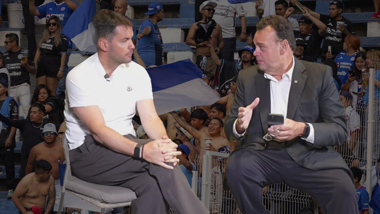 Larcamón destaca el peso de la afición en su destitución