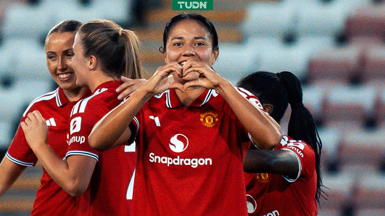 Rebeca Bernal festeja con gol en el Manchester United su convocatoria al Tri femenil
