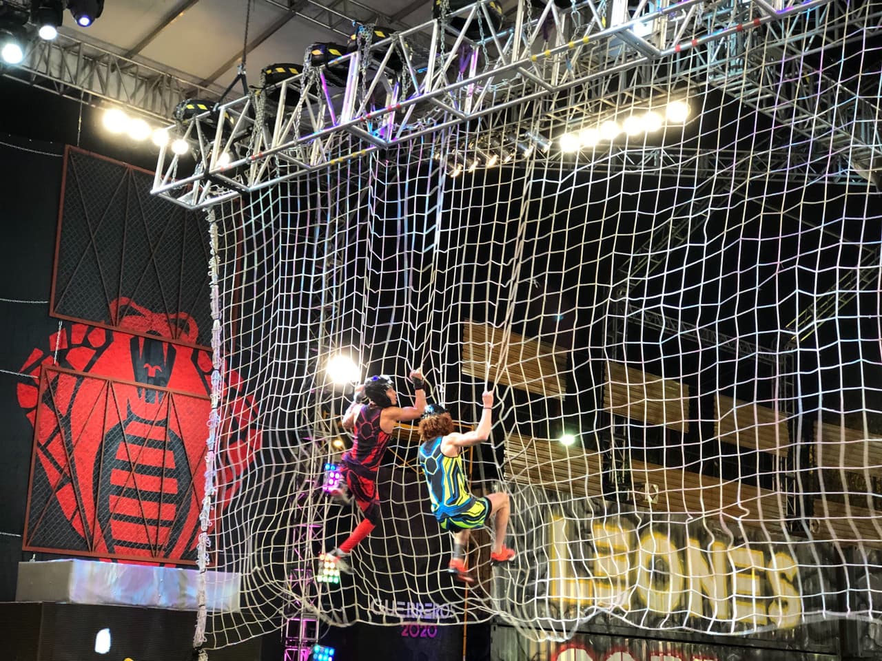 Mientras que Jeff y Brandon cerraron el circuito, siendo el León quien se ganara este versus.