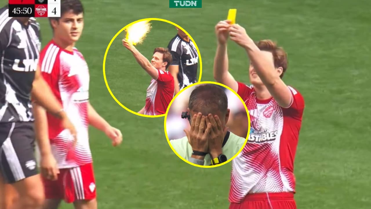 Insólito: Jugador le quita la amarilla al árbitro y la prende en fuego