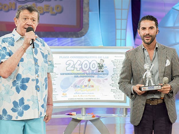 2400 programas En familia con Chabelo
