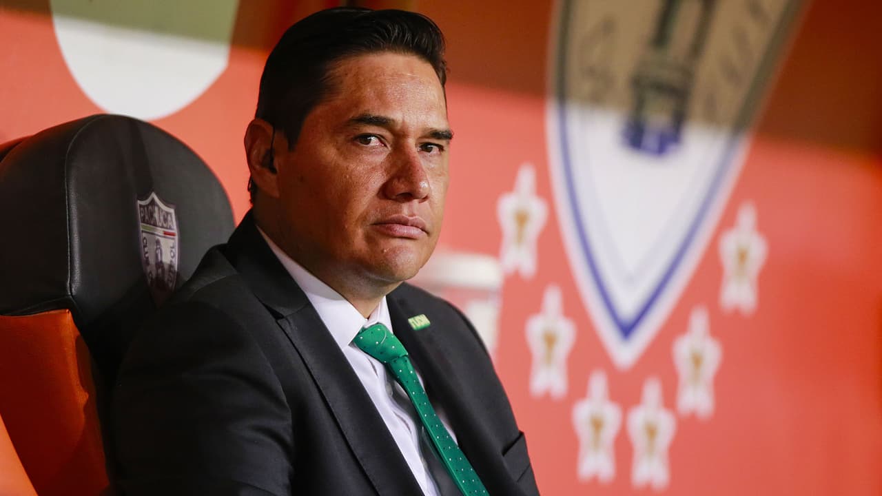 ¡Figura del América acude al hospital por piedras en el riñón!