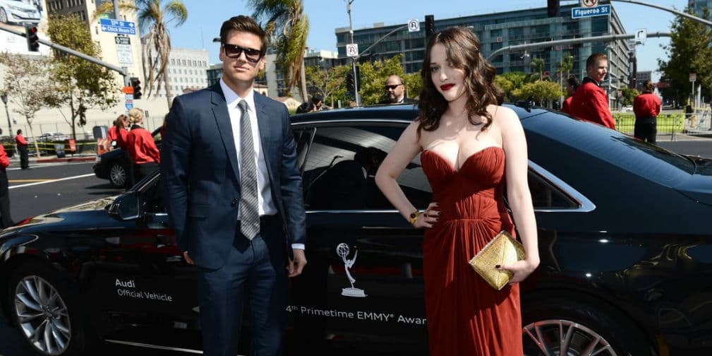 Desde principios de 2011 hasta el 2014, mantuvo una relación con la también actriz Kat Dennings.