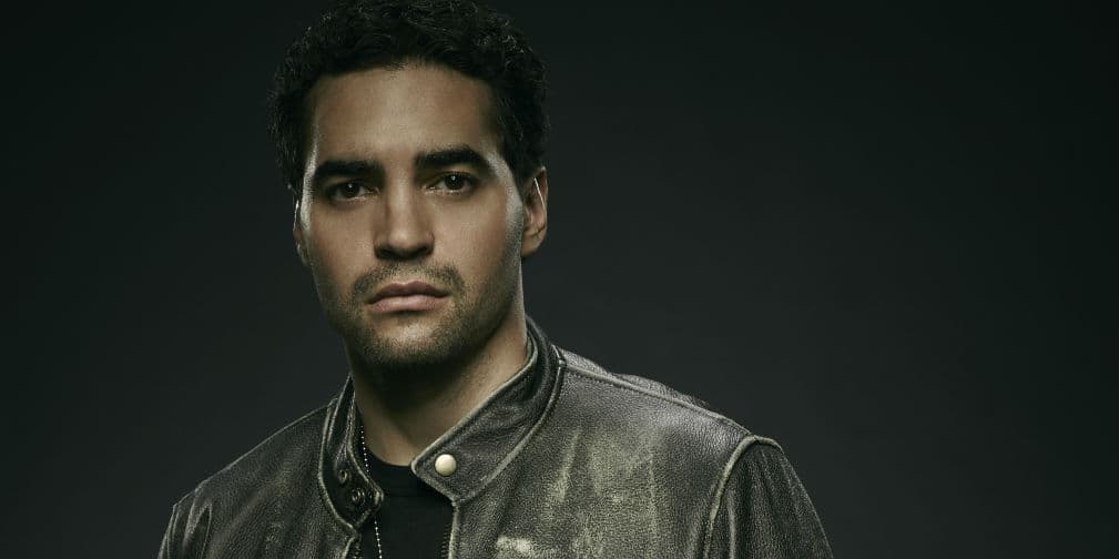 El detective Ryan Lopez es una figura en ascenso dentro de la élite del Gang Task Force de Los Ángeles.