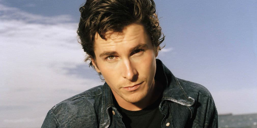 El 29 de enero del 2000, Christian Bale contrajo matrimonio con la modelo Sandra Sibi Blazic.