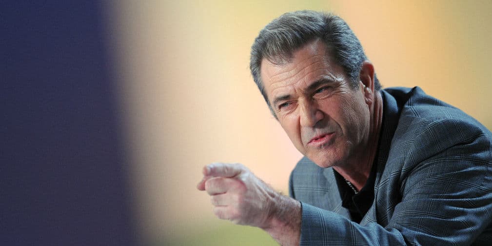 En 2004 la revista Time eligió a Mel Gibson y Michael Moore como Hombre del Año (Men of the Year).