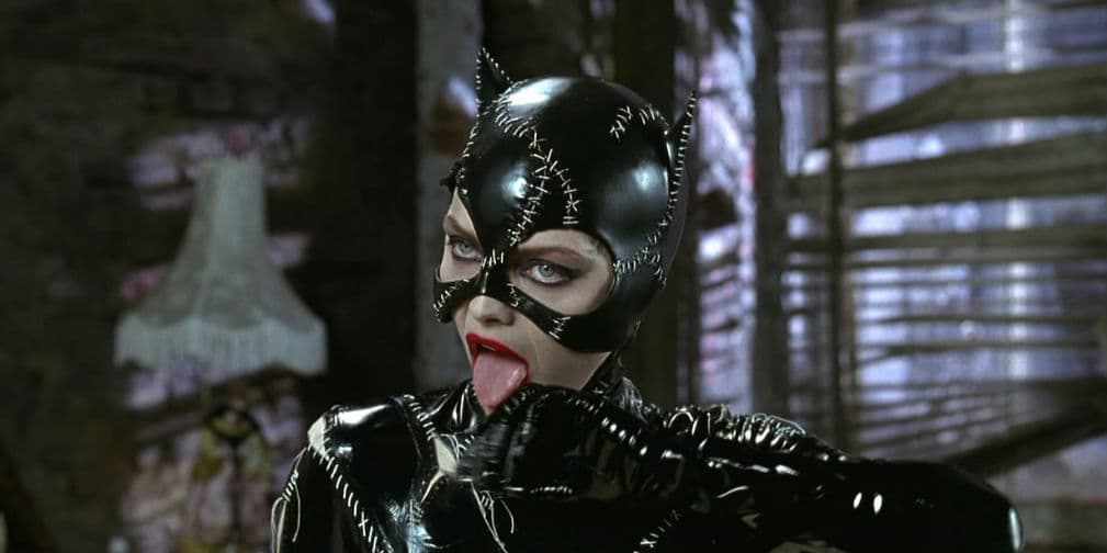 Catwoman (Batman Returns, 1992): ¿Una villana? Para muchas Gatúbela encarnada por Michelle Pfeiffer es una heroína feminista.