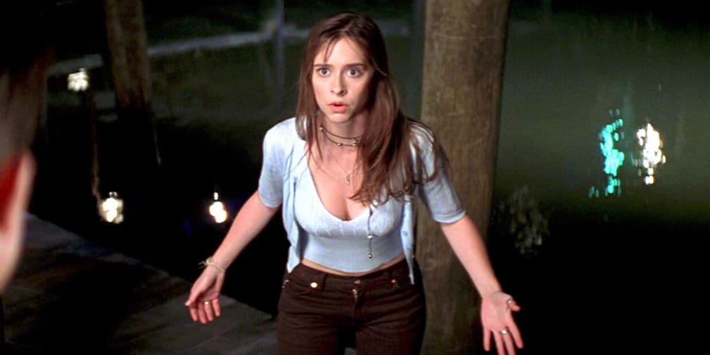 2. Julie James (Jennifer Love Hewitt): Sé Lo Que Hicieron el Verano Pasado le enseñó a no guardar secretos.