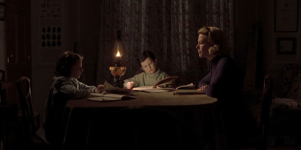The Others (2001): Si te contamos el final te arruinaríamos la película, ¡tienes que verla YA!