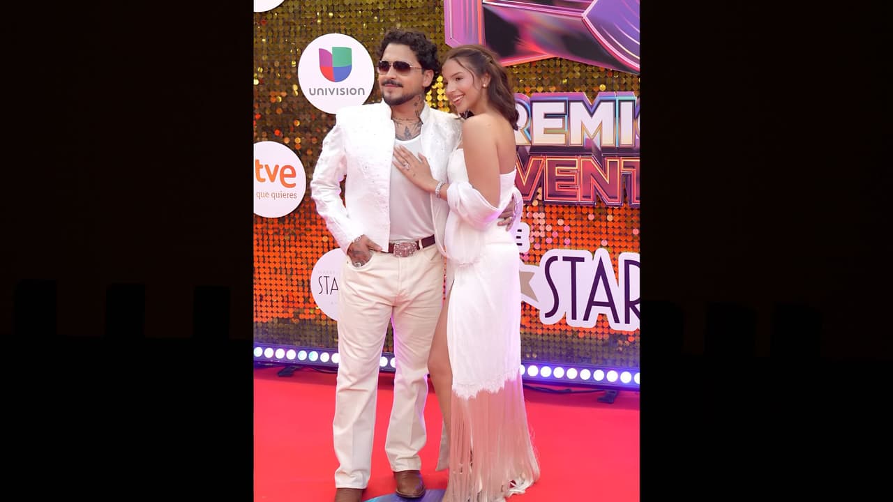 Ángela Aguilar y Christian Nodal