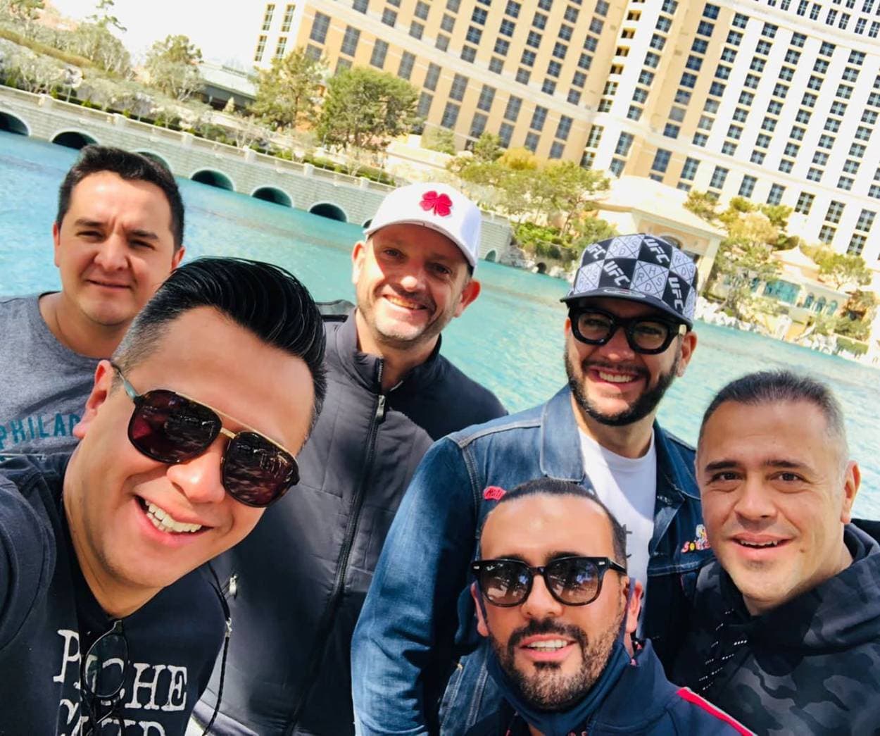 Faisy celebra su despedida de soltero con la familia disfuncional
