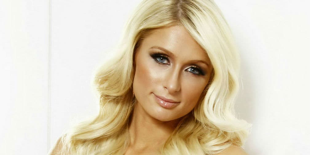Paris Hilton: Detenida por conducir bajo la influencia de sustancias en 2006 en Hollywood.