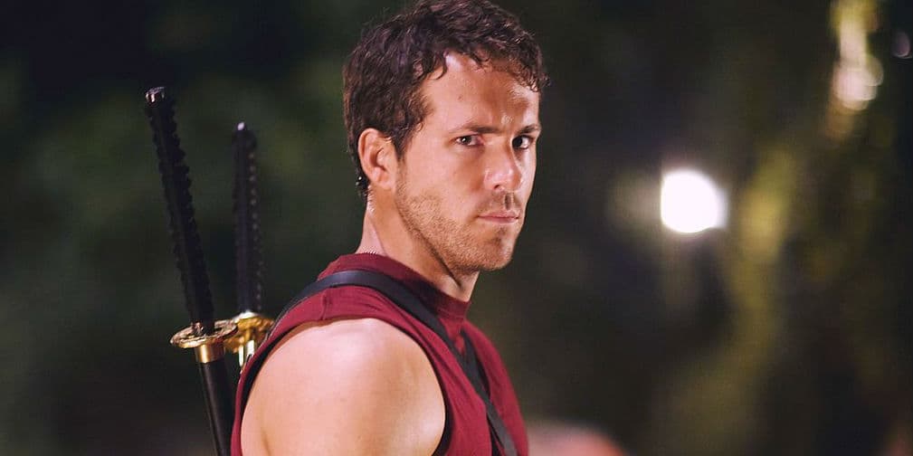 6. Ryan Reynolds: No nos convenció como Linterna Verde, pero como Deadpool nos enamoró con risas.