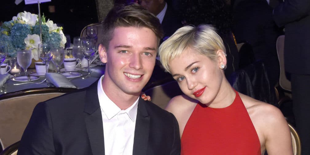 8. Miley Cyrus y Patrick Schwarzenegger: Tras 5 meses, donde incluso se habló de boda, terminaron en abril.