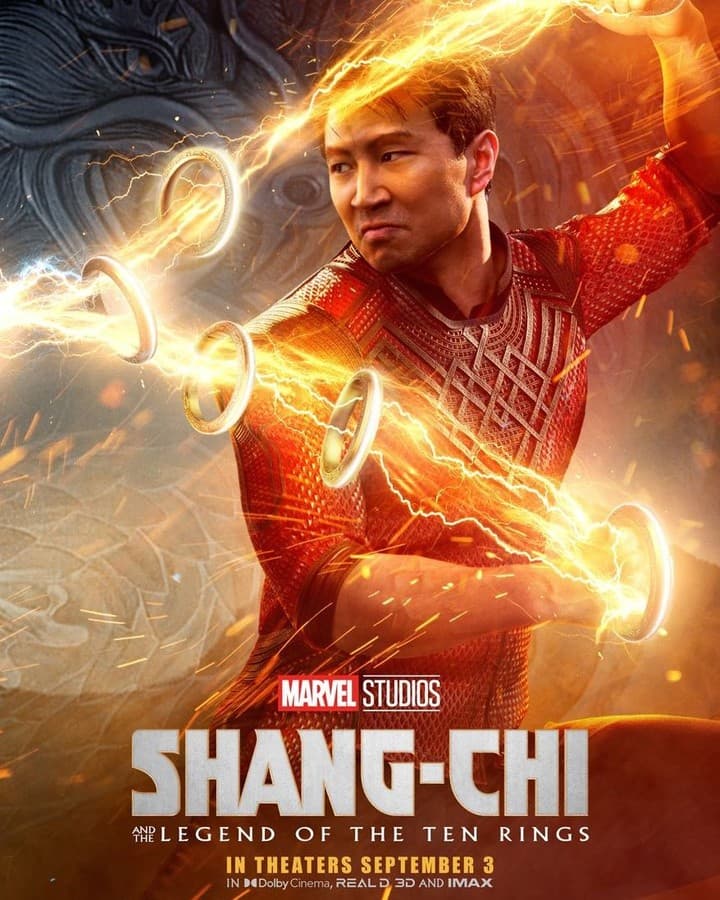 Simu Liu en el póster de Shang-Chi and the legend of the ten rings
